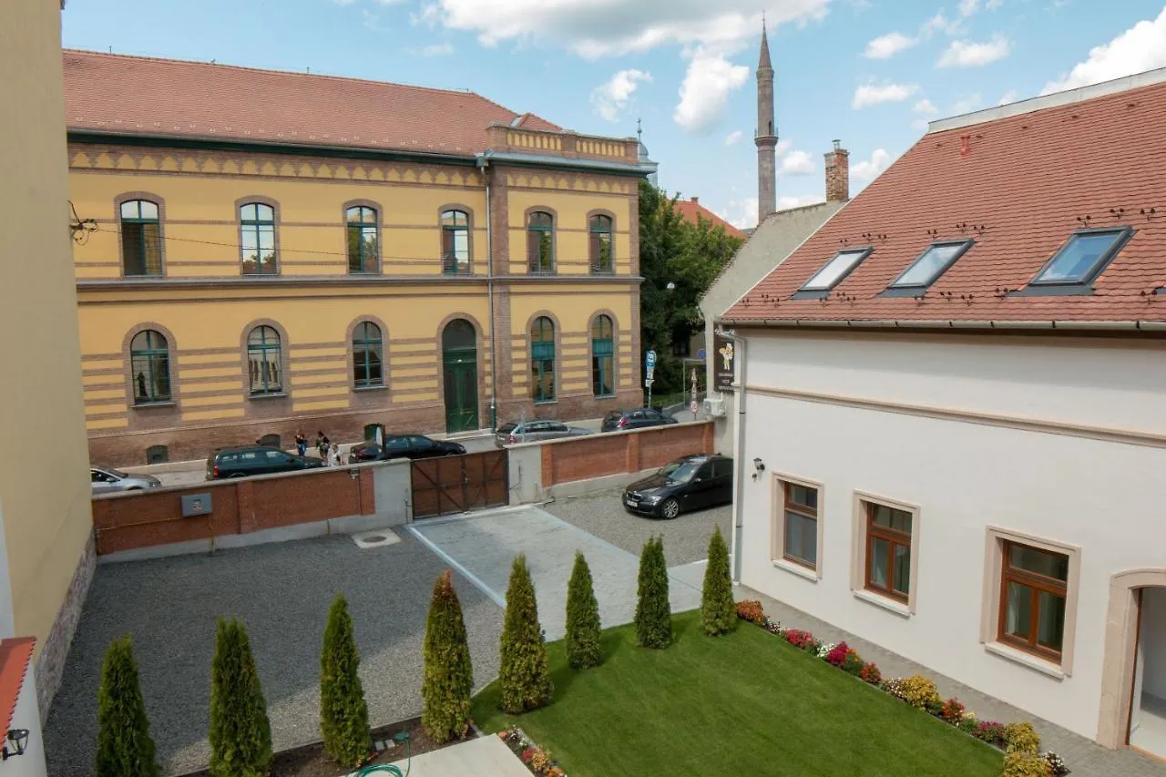 Mecset Apartman Aparthotel Eger Hungary