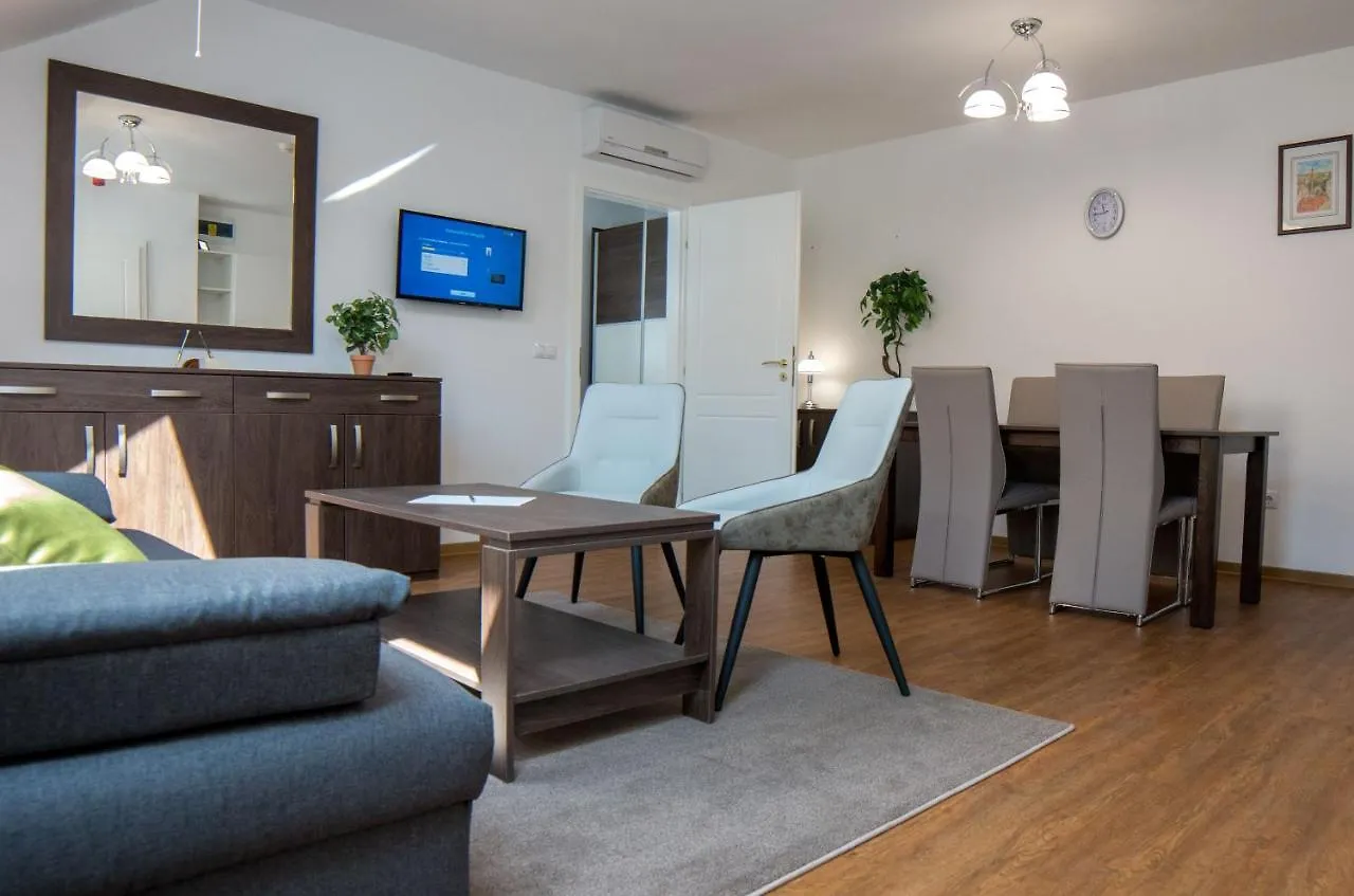 Mecset Apartman Aparthotel Eger