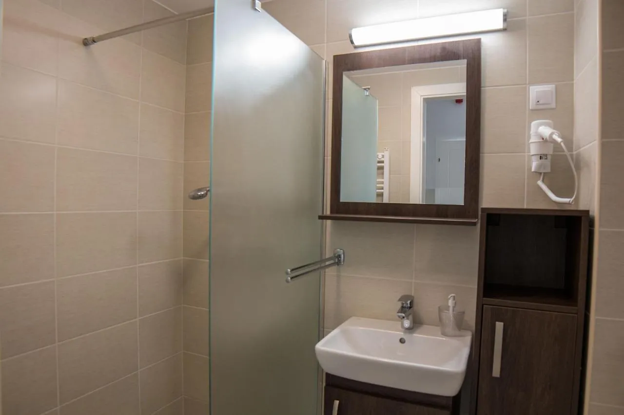 Mecset Apartman Aparthotel Eger