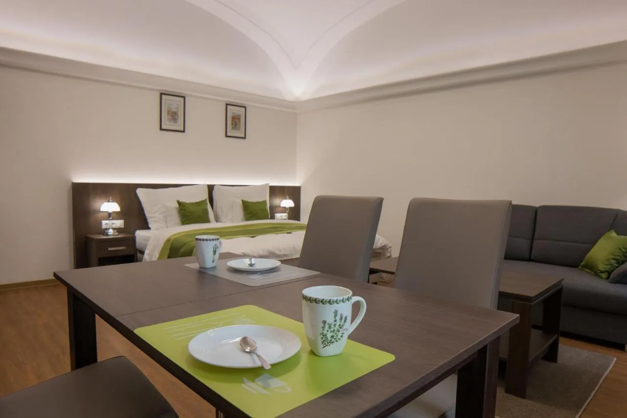 Mecset Apartman Aparthotel Eger