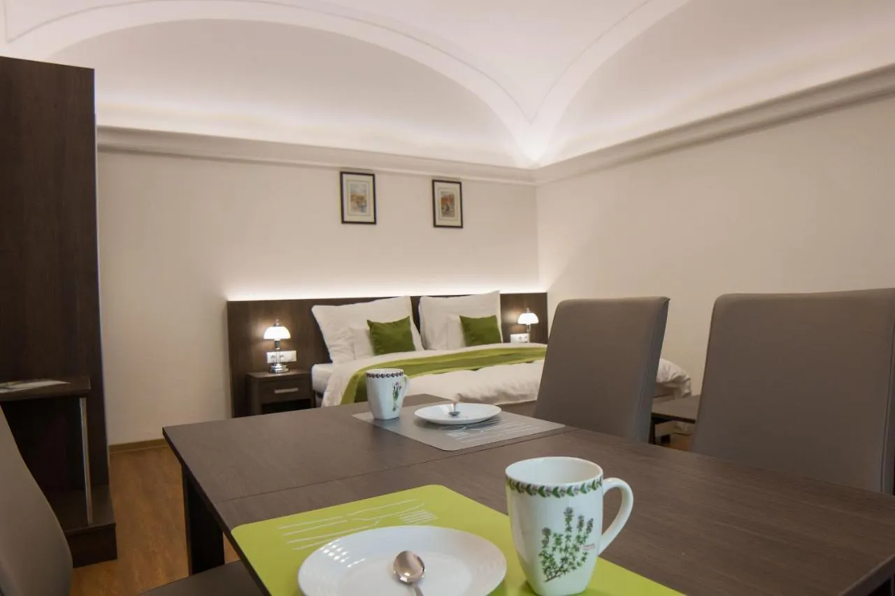 Mecset Apartman Aparthotel Eger