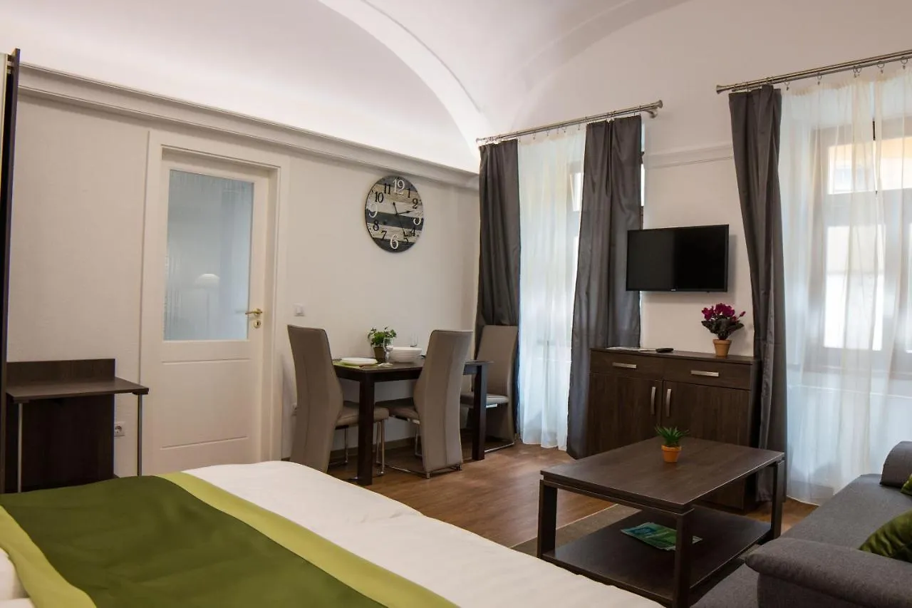 Mecset Apartman Aparthotel Eger Hungary